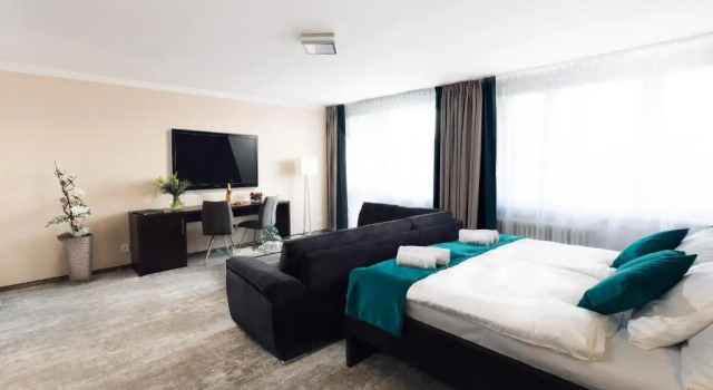 Hotel Crystal, Rezervovat Hotel Hotely v Košický kraj s parkováním, Parkování