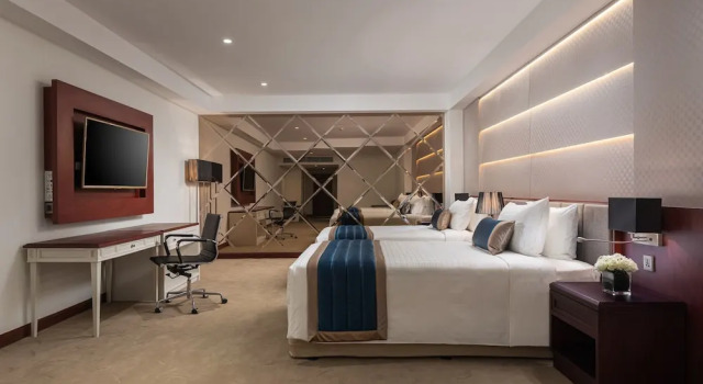 Двухместный номер Deluxe Yangon Thanlwin Hotel
