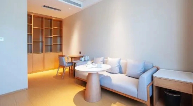 Семейный люкс Ji Hotel (Chifeng Municipal Government)