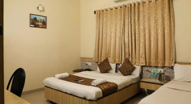 Номер Deluxe Hotel Sai Grand Castle Inn