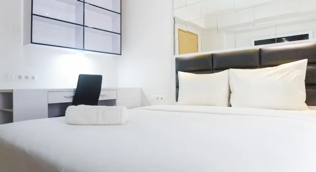 Comfy and Clean Studio Room Apartment at Educity