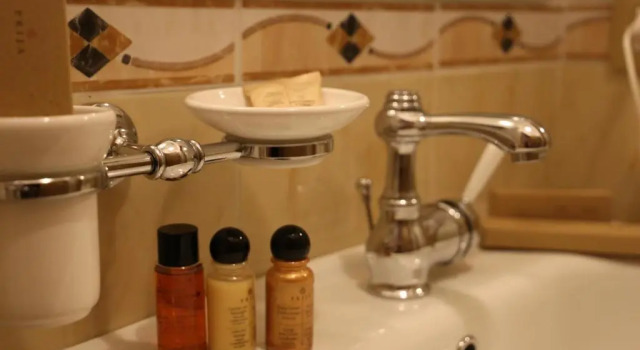 Трёхместный номер Standard Elia Hotel