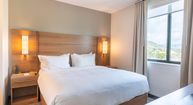 Residence Inn by Marriott San Luis Obispo, Забронировать Отель Сан-Луис-Обиспо San Luis Obispo County, рядом с Sunset Drive-In Theatre