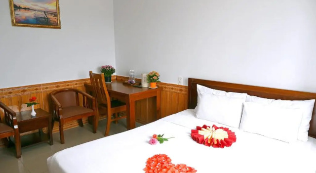 Двухместный номер Standard Ngọc Hân Hotel By The Moment