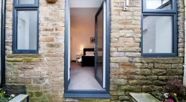 Коттедж c 1 комнатой Heaps House