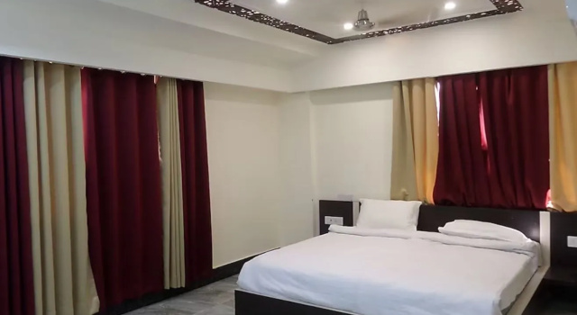 Люкс Hotel Raj Mahal Roorkee