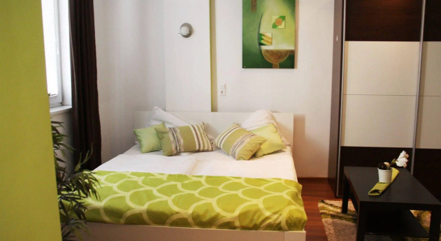 CheckVienna - Sternwartestrasse, Prenota Hotel 18. Währing Vienna