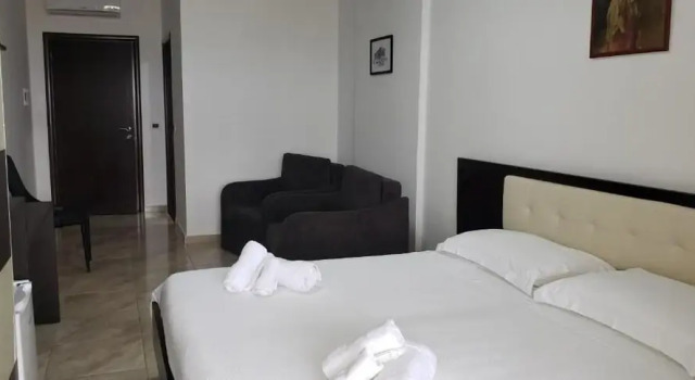 Hotel Pirro
