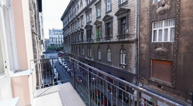 Colorful Ernesto IV, Buchen Sie Ferienwohnung Budapest Zentralungarn