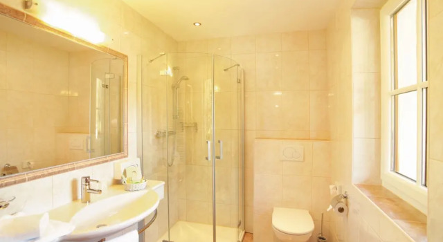 Двухместный номер Comfort с балконом и с видом на горы Alpenherz Hotel Garni