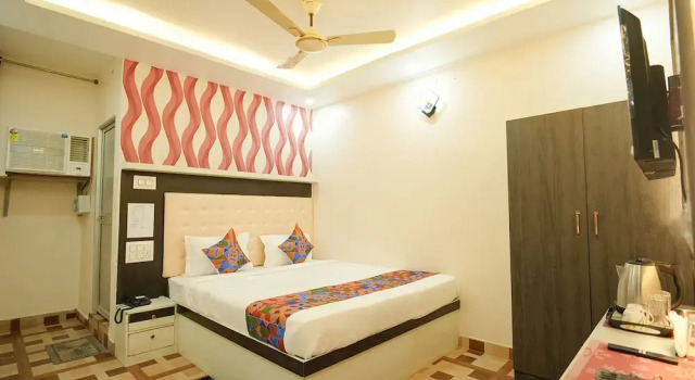 Номер Deluxe Fabhotel Grand Vatika