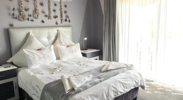 Двухместный номер Standard Farr Out Guest House