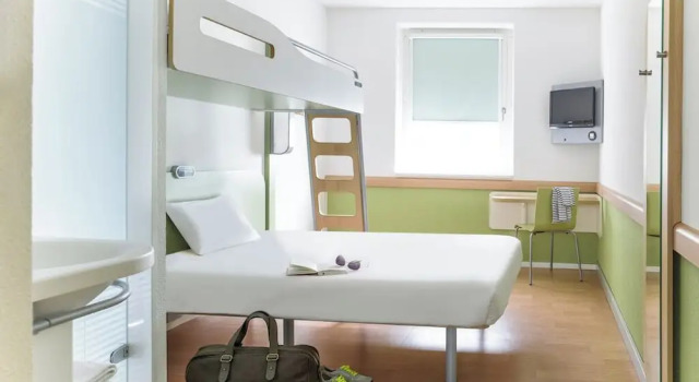 Двухместный номер Standard ibis budget Berlin Alexanderplatz