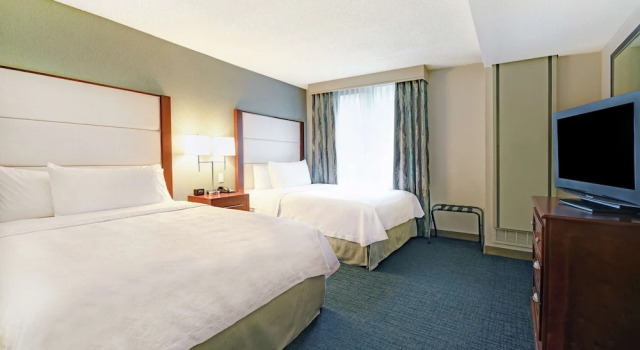 Четырёхместный люкс Accessible c 1 комнатой Homewood Suites by Hilton Seattle Downtown