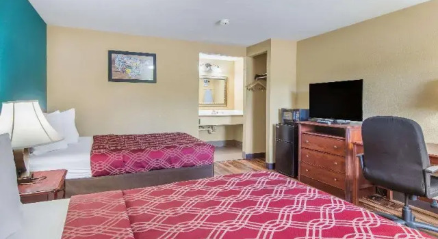 Двухместный номер Standard с красивым видом из окна Econo Lodge Hotel Bradford