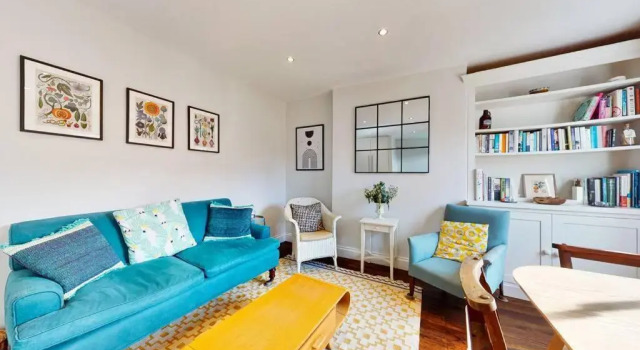 Spacious 2bed flat 7min walk from the tube station