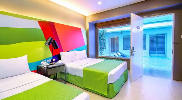 Camera doppia Deluxe con vista sulla piscina Boracay Uptown