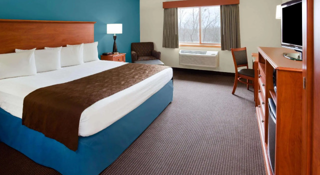 Двухместный номер Standard AmericInn by Wyndham Chanhassen