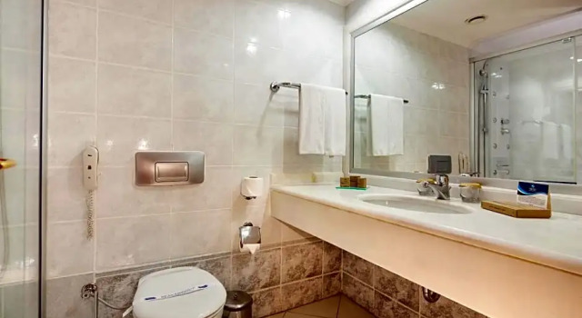 Двухместный номер Deluxe с балконом и с видом на море Sunrise Queen Luxury Hotel