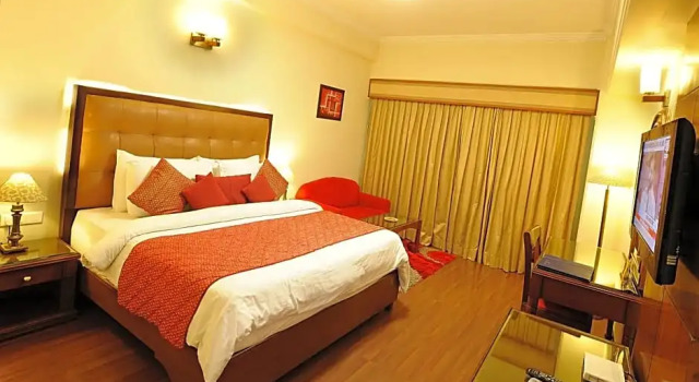 Номер Deluxe Regenta Place Amritsar by Royal Orchid Hotels Limited