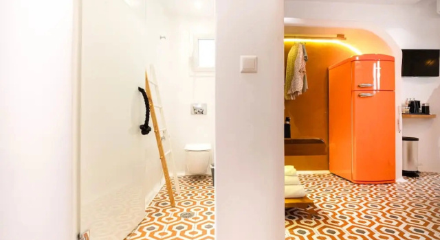 Четырёхместный люкс Premium KYMA & HELIOS Deluxe Suites with Hot Tub at AmazeU Suites Naxos