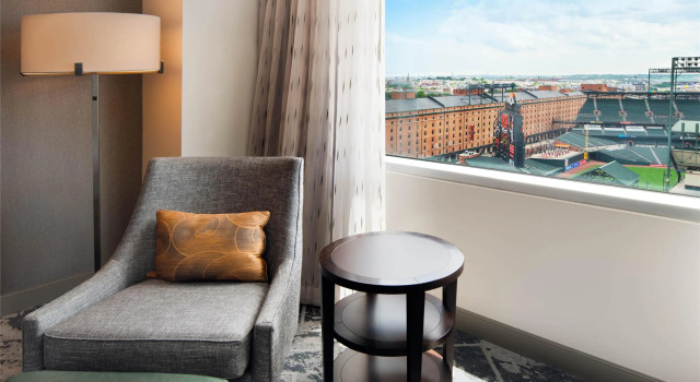 Четырёхместный номер Standard Hilton Baltimore Inner Harbor