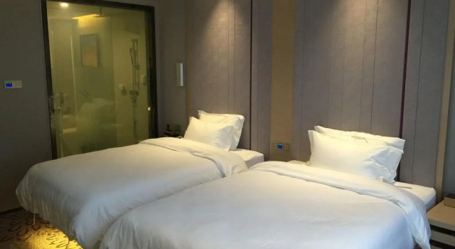 Lavande Hotel (Yichang Baotahe Wanda), Varaa Hotelli Yichang Hubei
