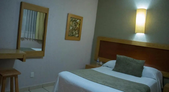Двухместный номер Standard Hotel Qualitel Centro Histórico