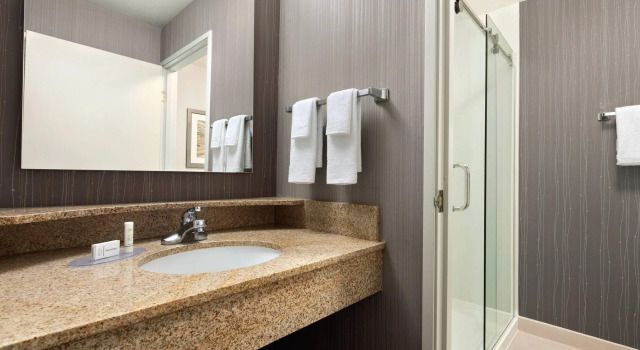 Двухместный номер Standard Courtyard By Marriott Salinas Monterey