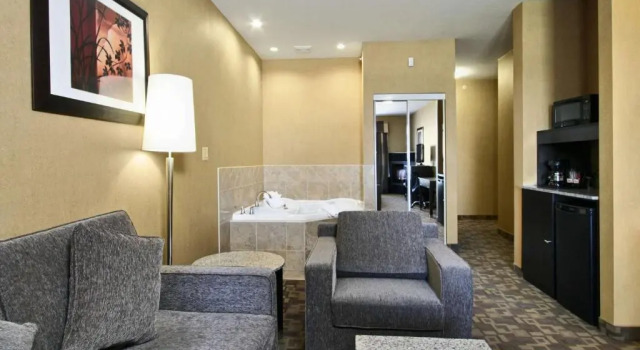 Люкс Best Western Plus South Edmonton Inn & Suites