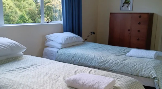 Апартаменты Comfort Purple Hen Country Lodge