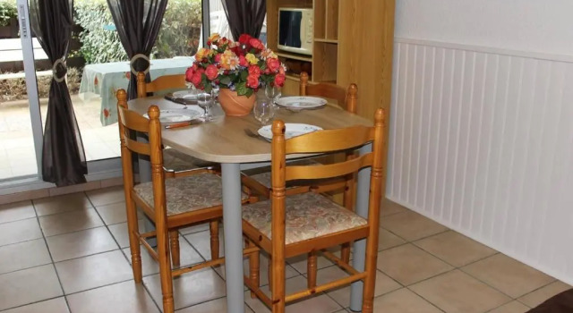 Appartement Gruissan, 2 pièces, 4 personnes - FR-1-229-104