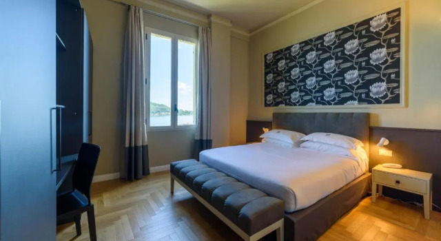 Двухместный номер Deluxe с видом на озеро Hotel Villa Paradiso