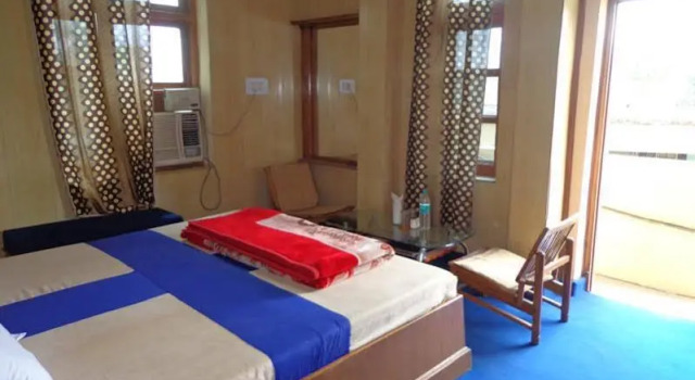 Neelam Hotel, Book Hotel Baddi North Zone