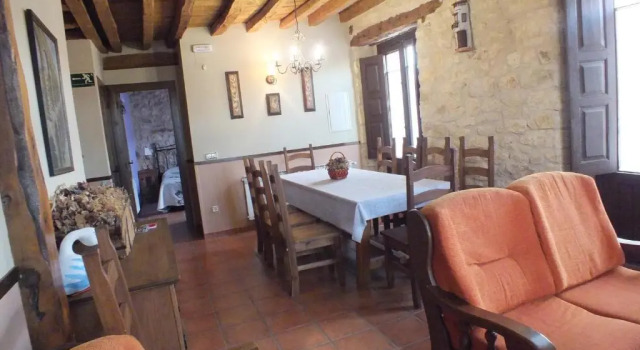 Коттедж с 5 комнатами Las Casas del Duraton