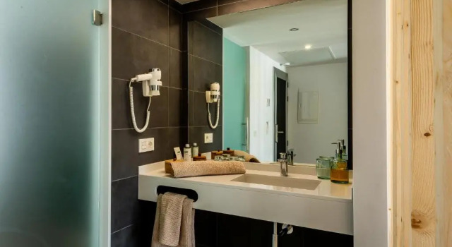 Полулюкс Hotel Taimar