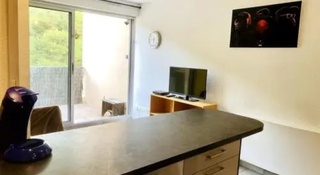 Villa K1, Book Villa Sommerhuse i Étang de Thau, Hytte