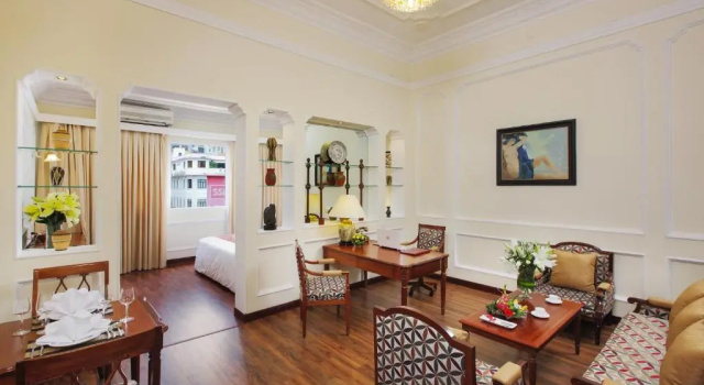 Люкс Royal Hotel Saigon
