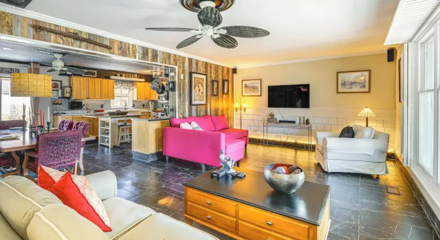 Коттедж Family Home w/ Private Pool & Hot Tub in Lewes
