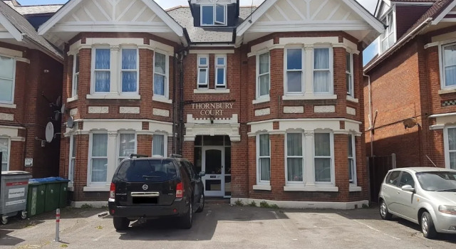 Thornbury Apartments, Varaa Huoneisto Asunnot kohteessa Merseyside, Huoneisto