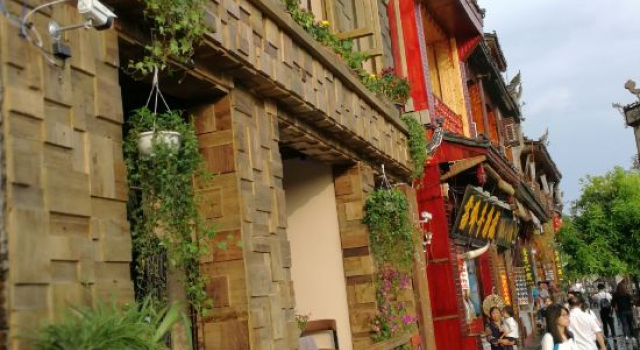 Shadow ● Day Coffee Night Wine River View Homestay, Book Hotel Xiangxi Hunan