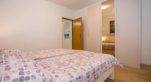 Apartment Ivan 2, Забронировать Апартаменты/квартира Отели в центре Фунтана, в центре