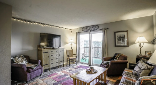 Vinyards 2954 Unit 6 3 Bedroom Condo, Забронировать Отель Отели Table Rock Lake с парковкой, Парковка