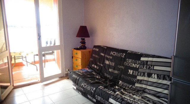 Apartment With one Bedroom in Le Barcarès, With Wonderful Lake View an, Book Lejlighed Hoteller i Corbières med parkering, Parkering