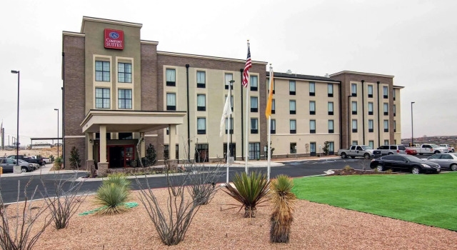 Номер Standard Comfort Suites Carlsbad