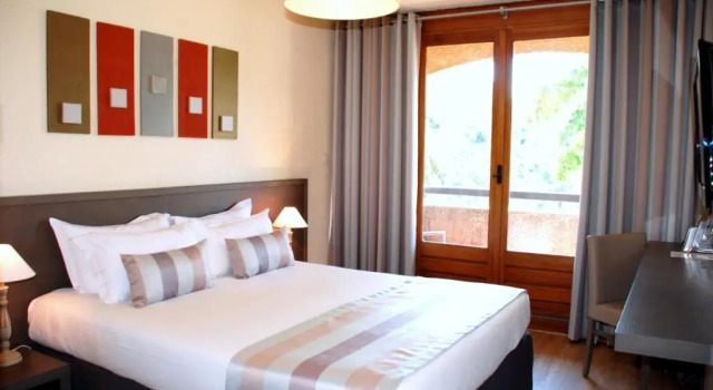 Номер Comfort Hôtel 3* La Vallée des 3 Barbus