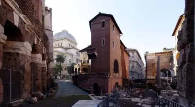 Luxury And Romantic In Historic Center Campo De Fiori, Забронировать Апартаменты/квартира Пантеон Рим, рядом с Уста истины