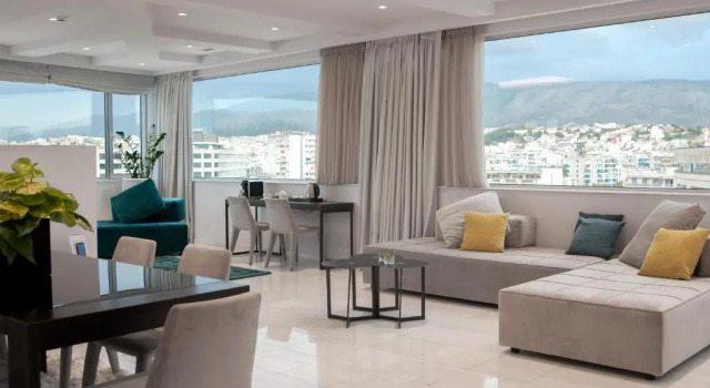 Пентхаус с видом на Акрополь Athenaeum Grand Hotel