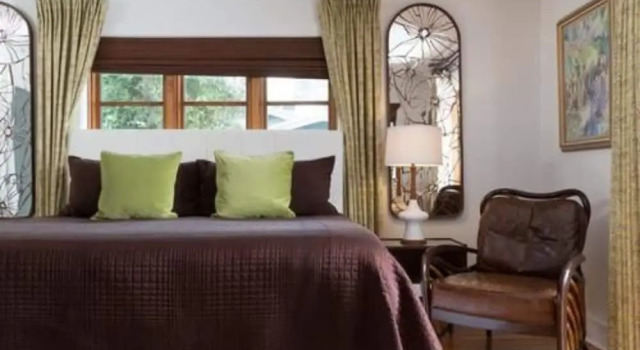 Номер Premium Black Dolphin Inn