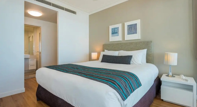 Номер Standard с 2 комнатами с видом на воду Silvershore Apartments on the Broadwater